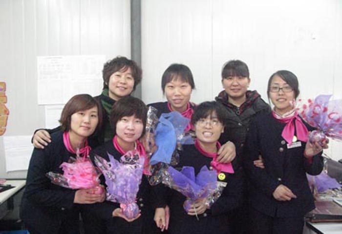 家樂園百貨廣場店平安夜里送“平安”