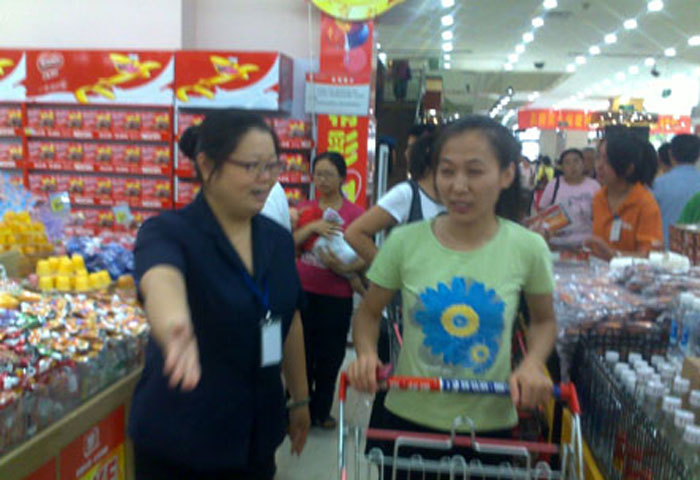 優(yōu)質(zhì)服務(wù)——我們要更努力