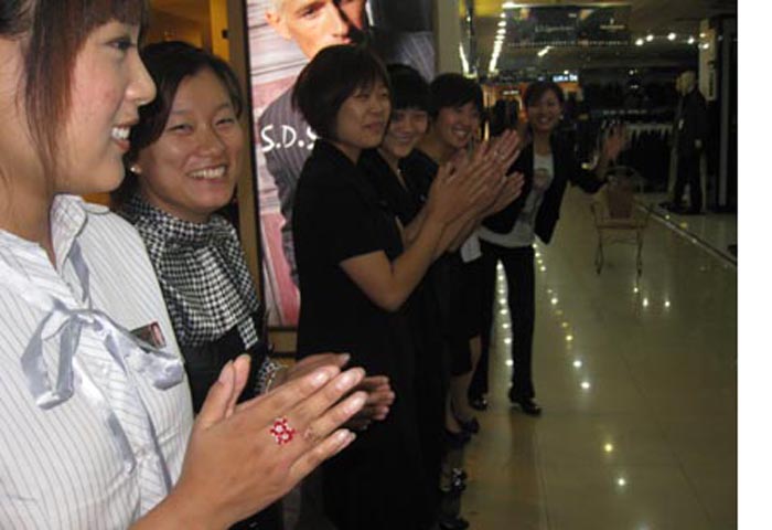 充分調整員工狀態，全面備戰黃金周