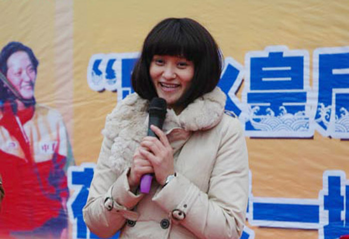 “跳水皇后”高敏蒞臨天一家電數碼城盛大簽售