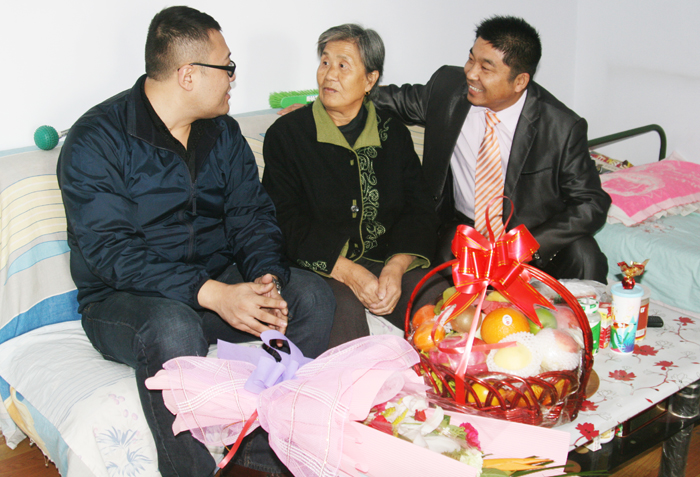 九九重陽節，關愛夕陽紅