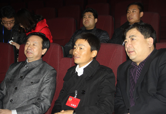 著名影視明星王寶強參觀邢臺天一廣場金逸國際影城